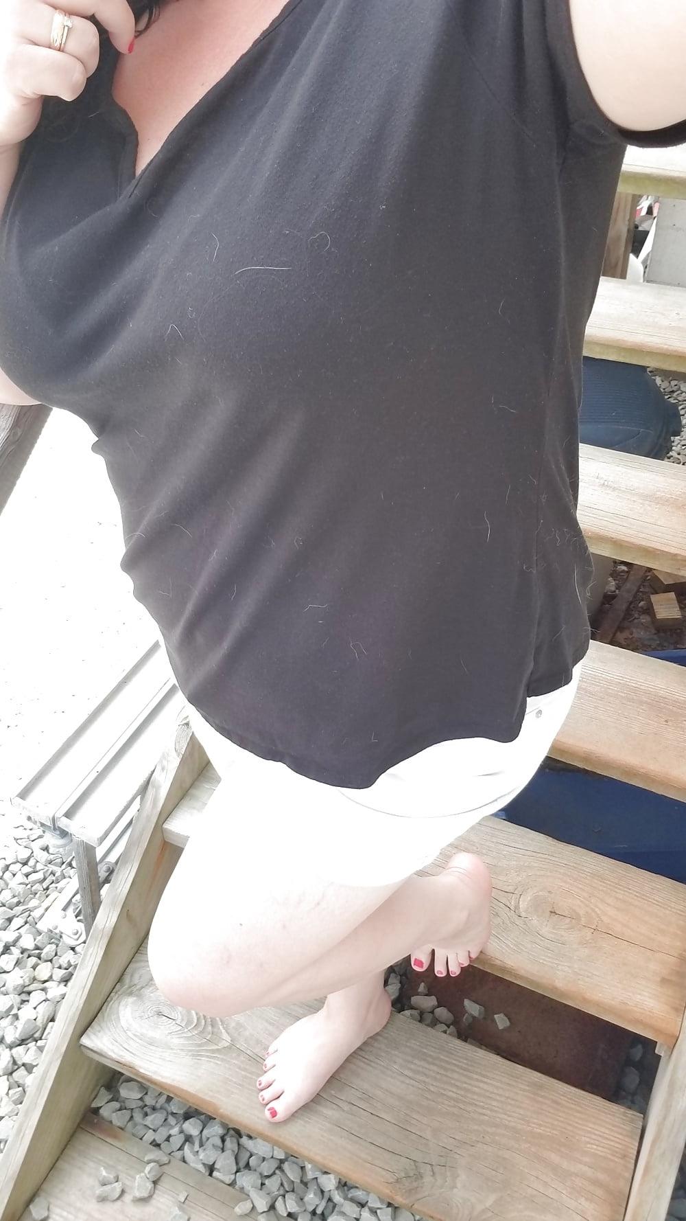 24P The Dainty Deviant Daily...housewife &amp; dance mom life  milf