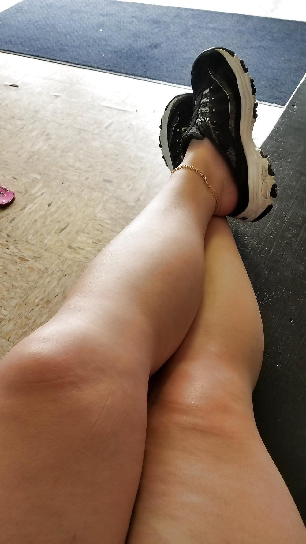 24P The Dainty Deviant Daily...housewife &amp; dance mom life  milf