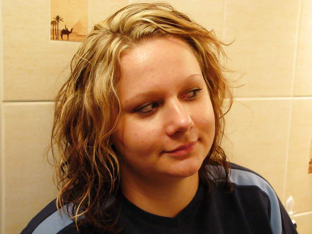25P PLEASE CUM ON THIS BITCH...COMMENT WELCOME