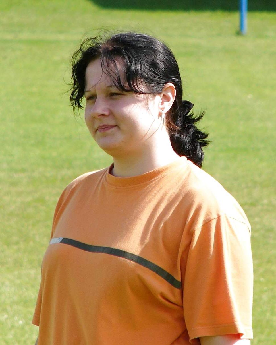 25P PLEASE CUM ON THIS BITCH...COMMENT WELCOME