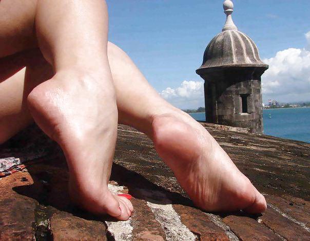 25P Girls sexy feet