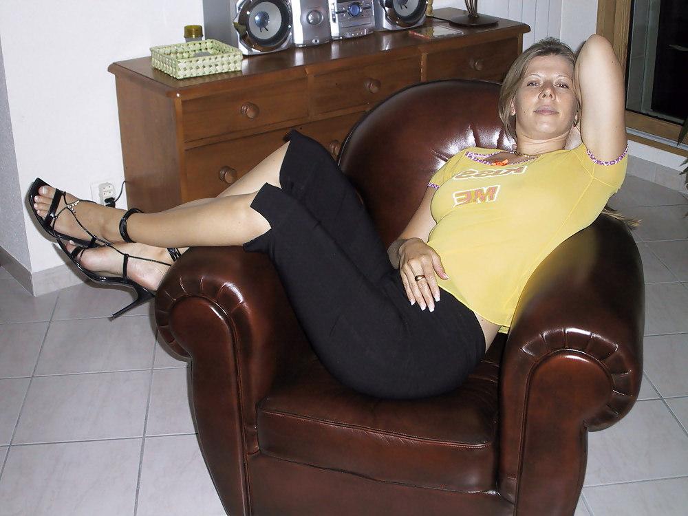 25P Milf mother bitch