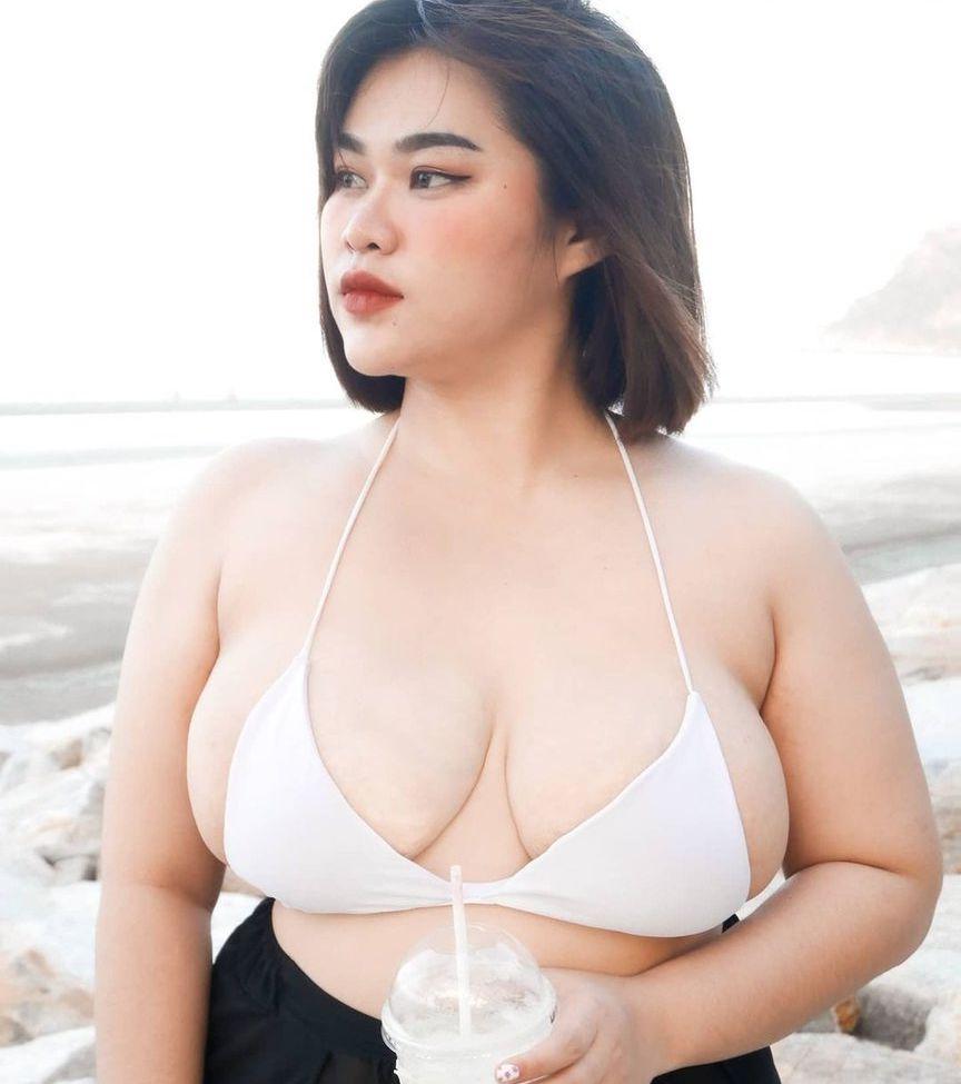 25P Money Tsia nude