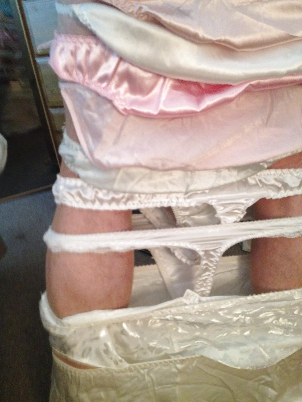 21P Lots of Silk Satin Play Time