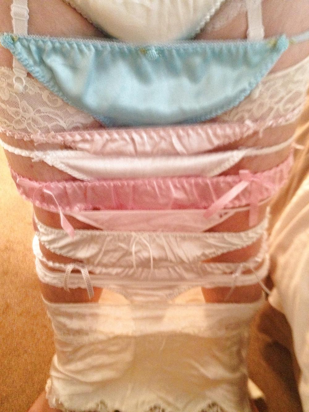 21P Lots of Silk Satin Play Time