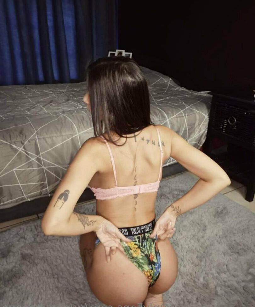 25P Queen_beeeee nude