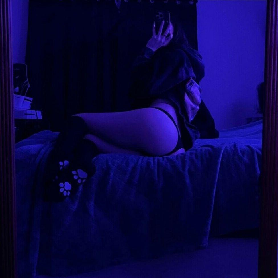 25P Queen_etimy nude