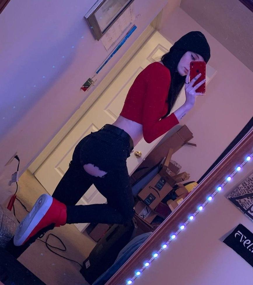 25P Queen_etimy nude