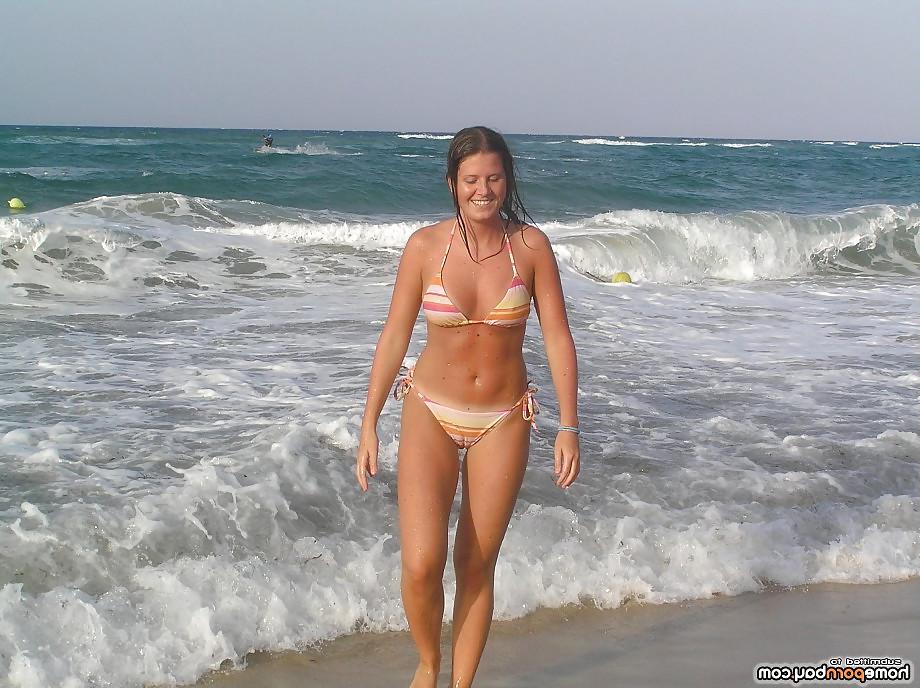 11P Topless and nude babe