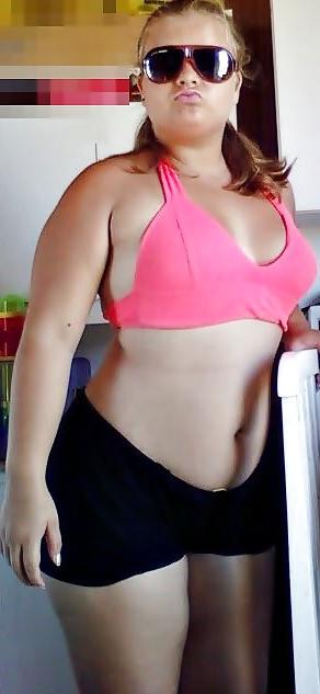 10P Chubby Teen