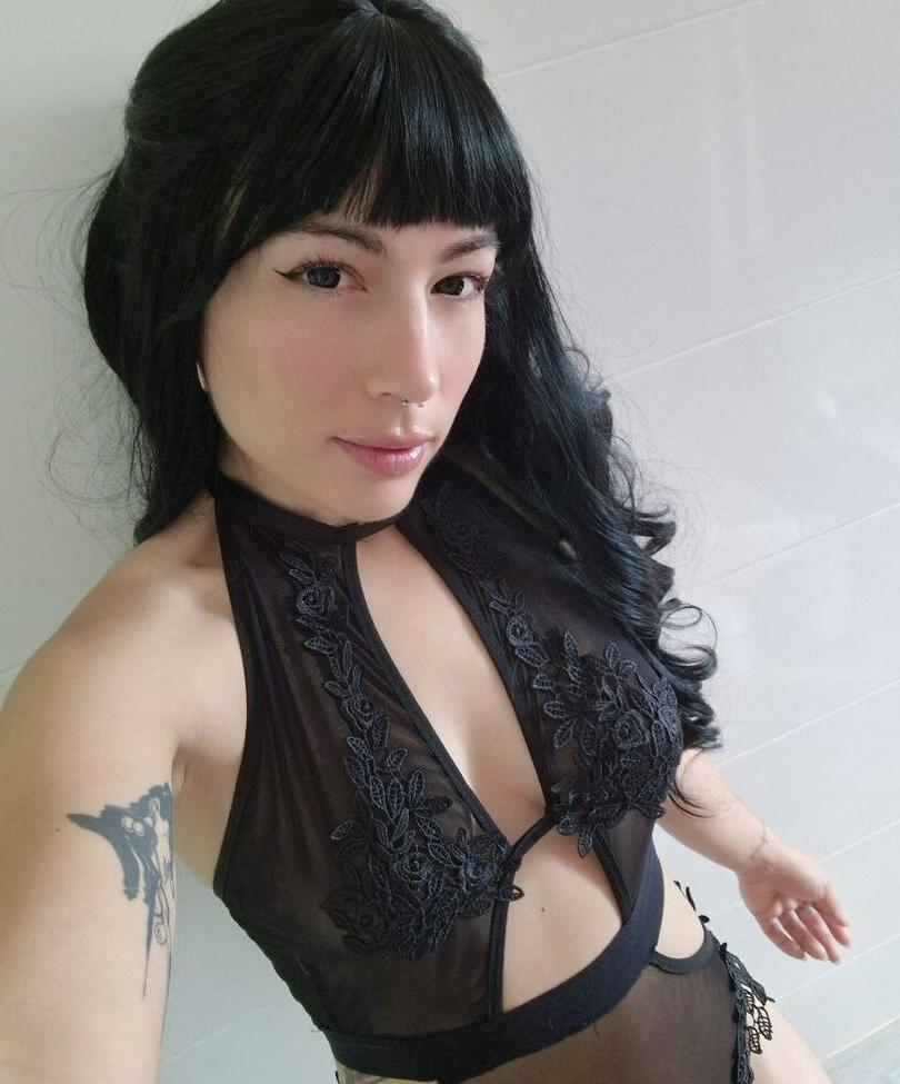 21P Livay D. Punk nude