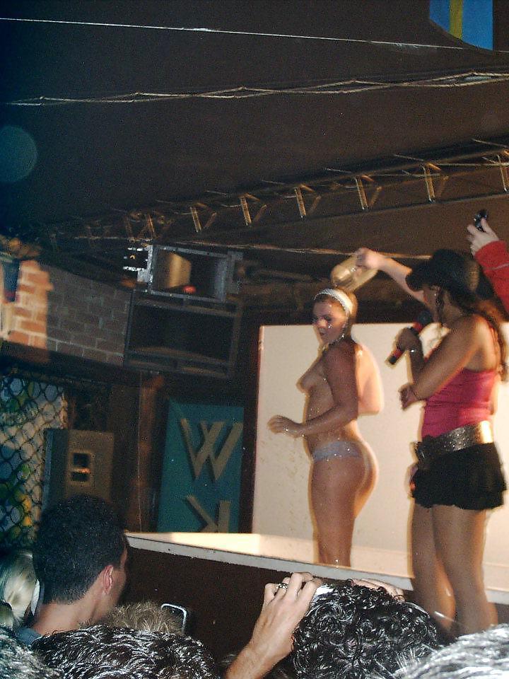 25P British Girls Go Wild on Vacation