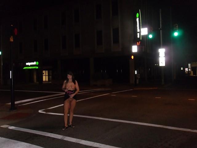 12P Very Hot Busty Babe in Public