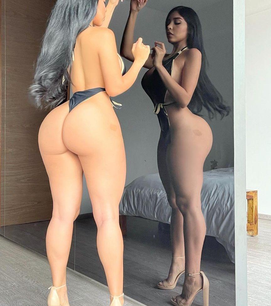 13P Big Booty Queen nude