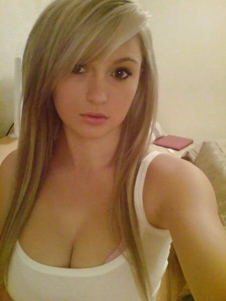 25P Her Amazing Juggs