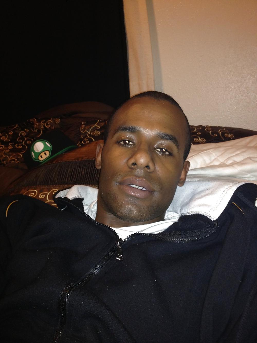 4P Lookin for my queen