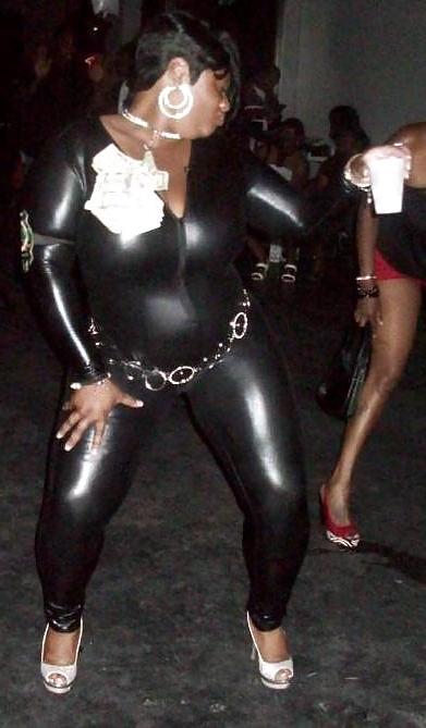 4P Club bitch