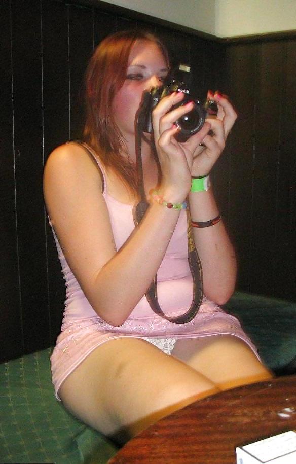 25P Echter Upskirt - 11