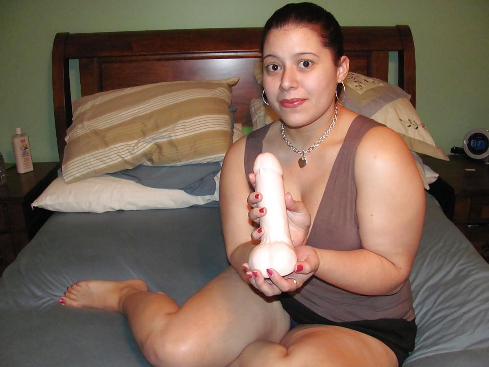 14P Chubby Natural Latin Wife