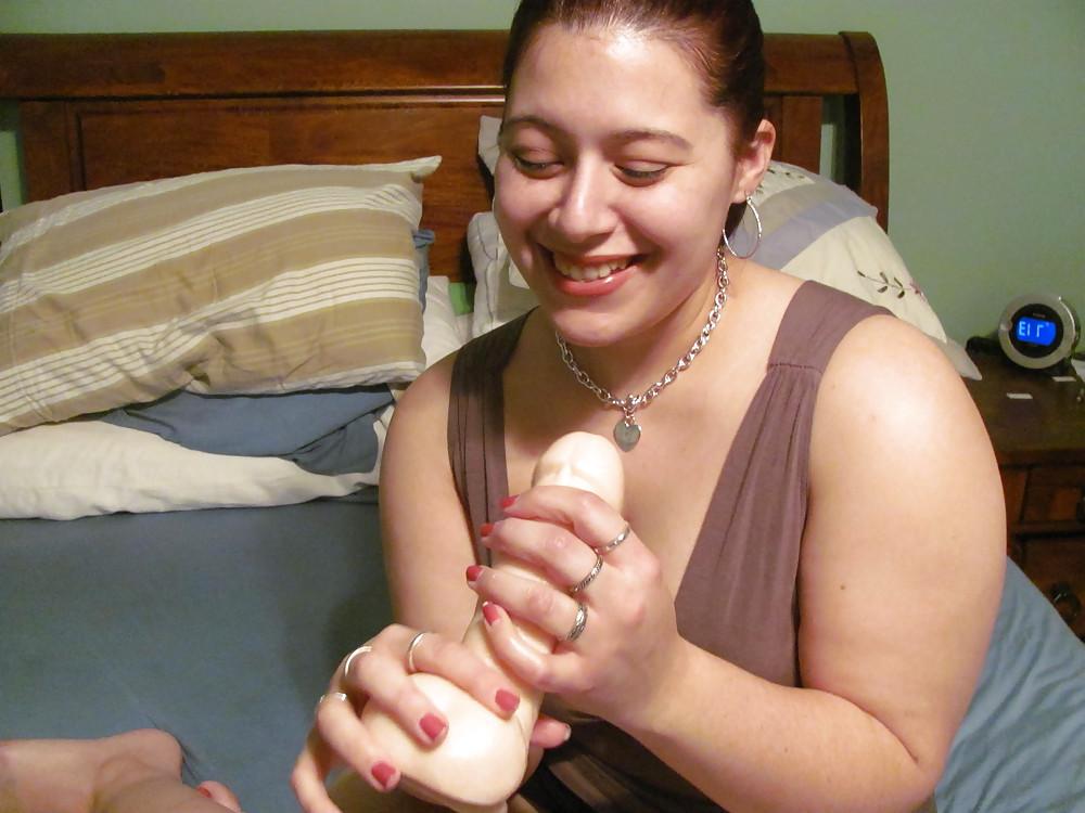 14P Chubby Natural Latin Wife