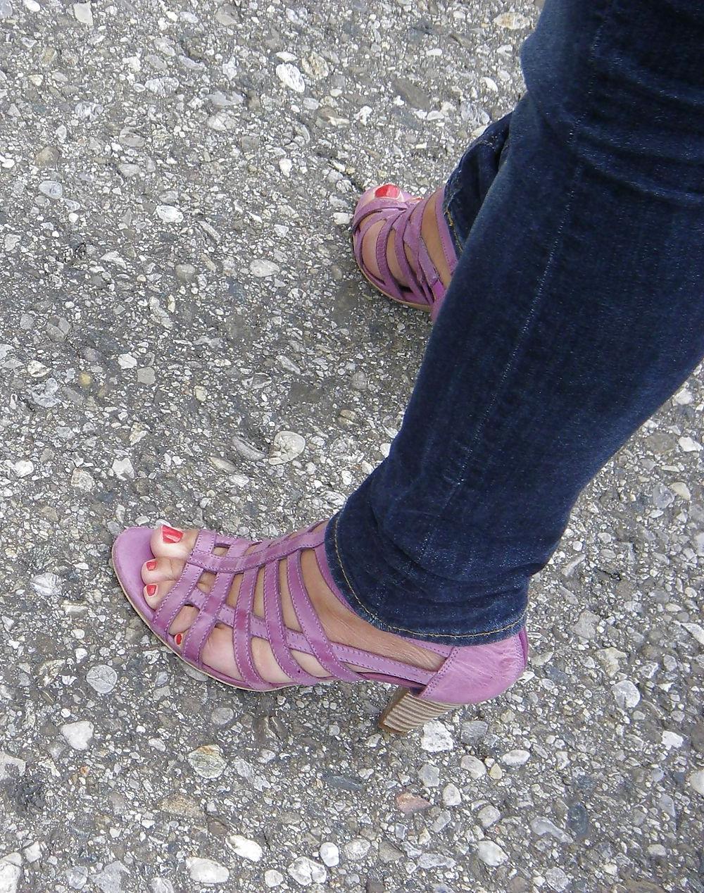 10P I love female feet