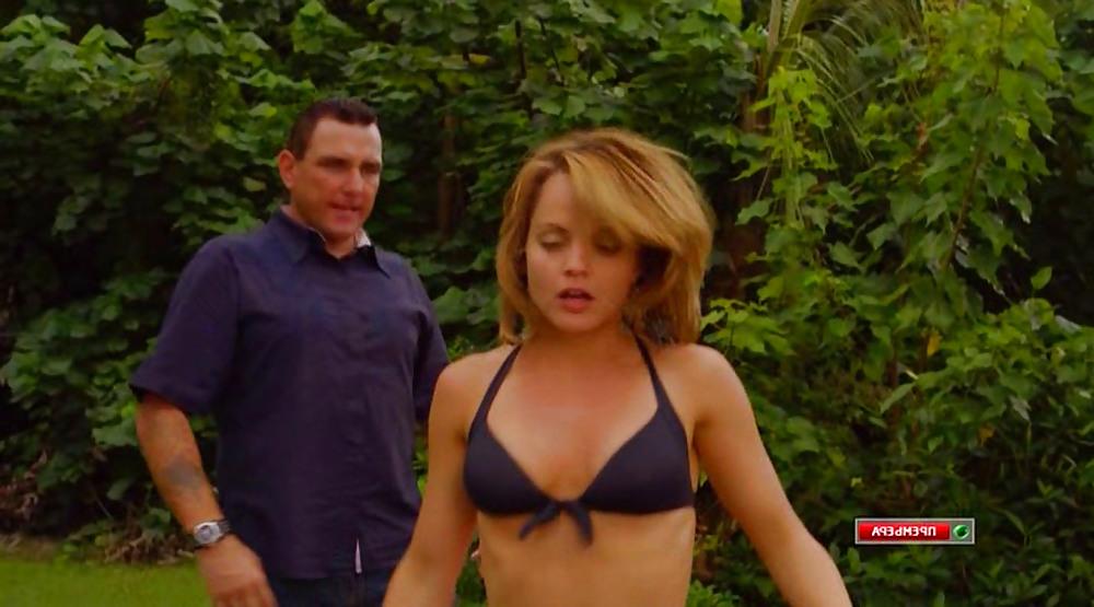 22P Mena Suvari in a bikini in you may not kiss the bride