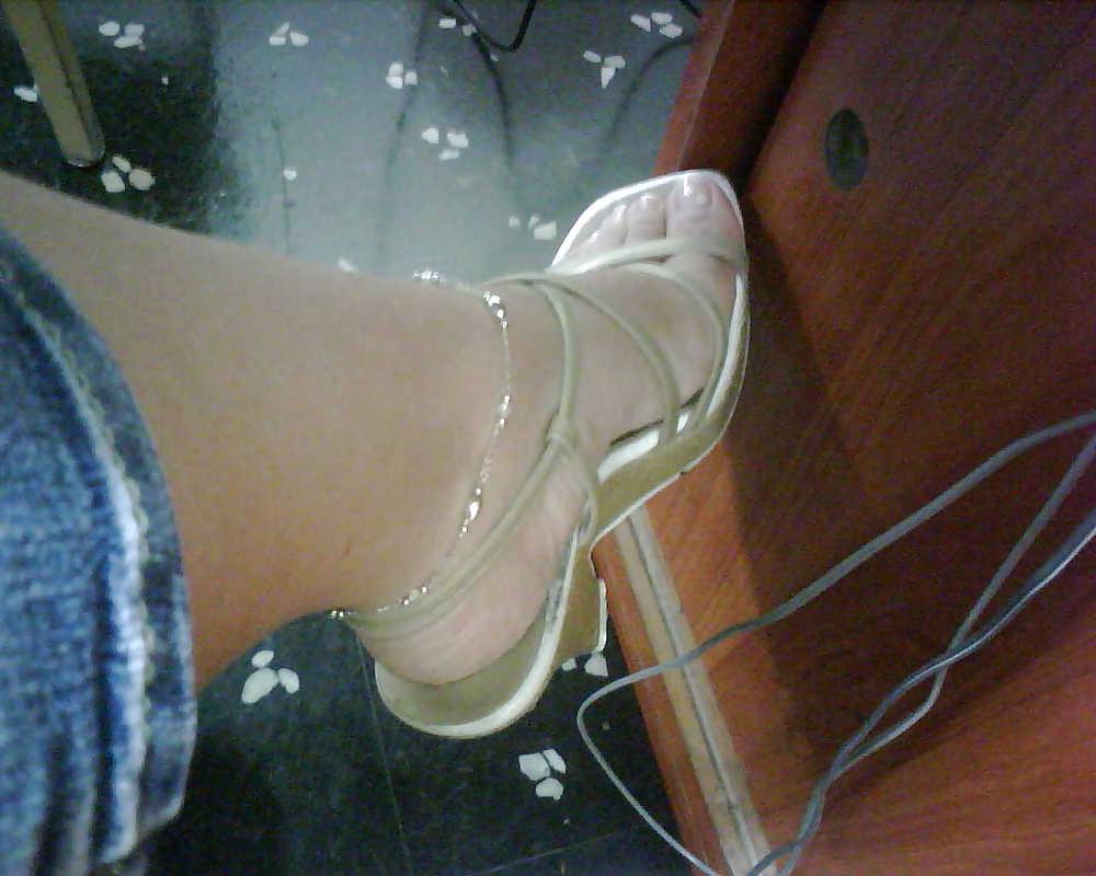 25P My wife feet, legs and hands