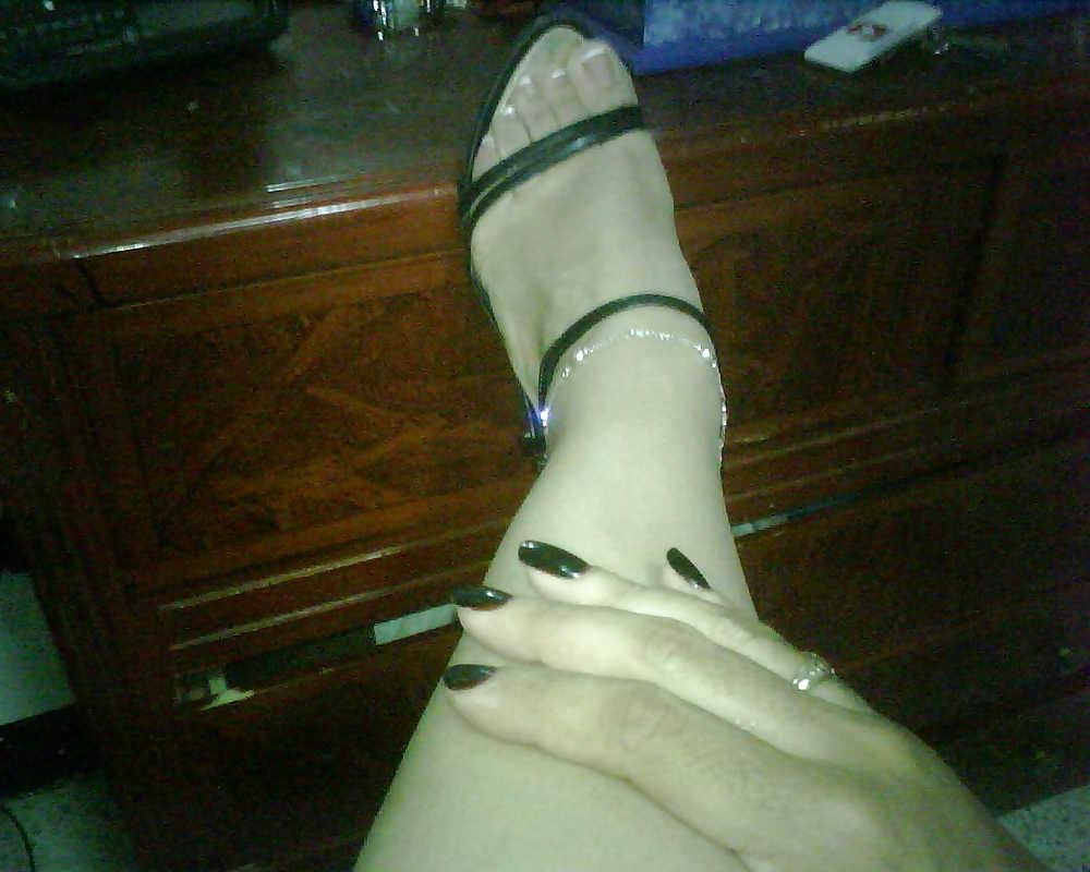 25P My wife feet, legs and hands
