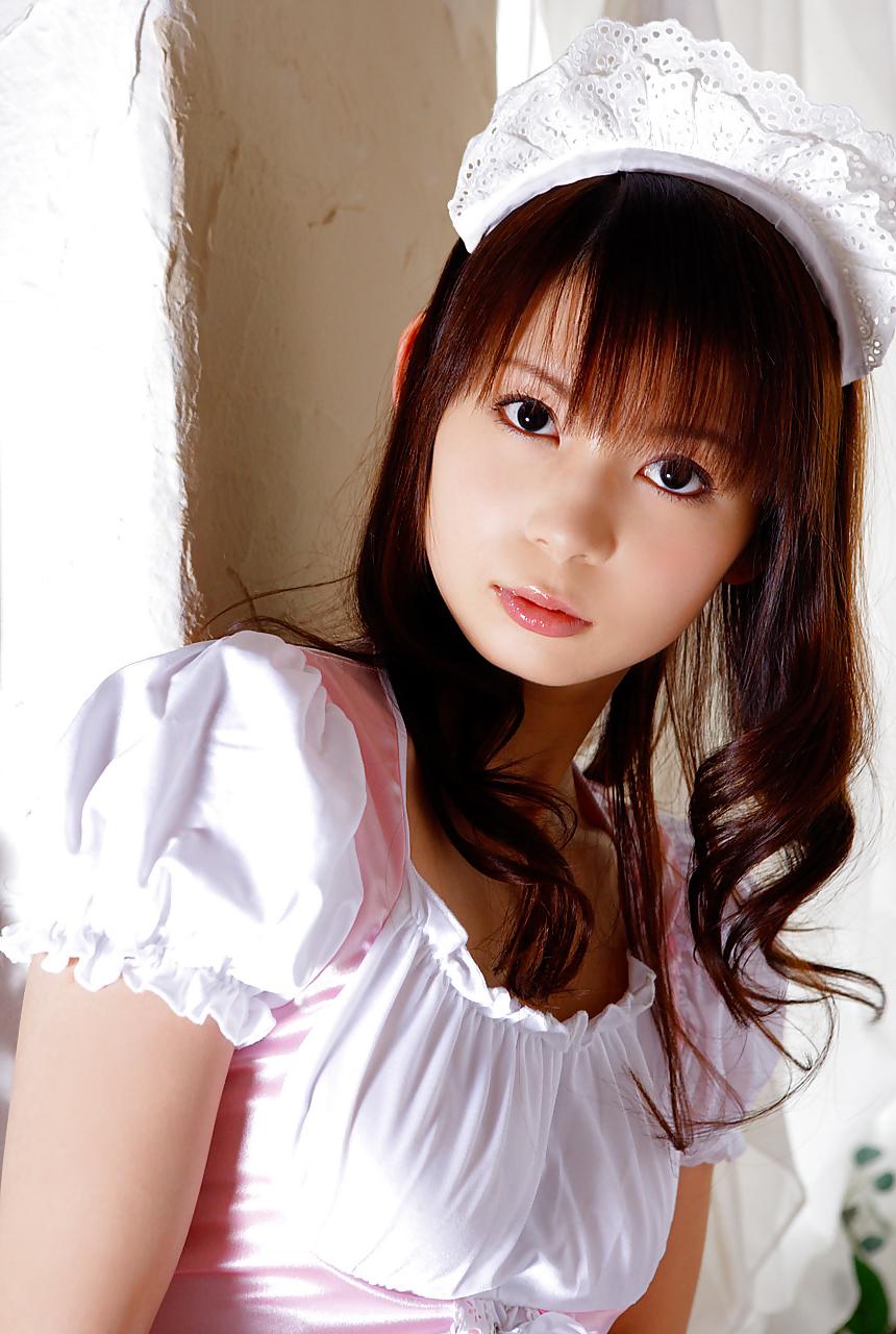 25P Japanese photo model