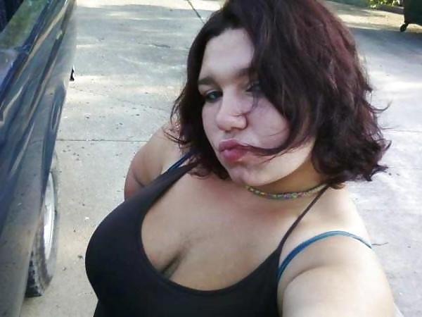 8P Close friend Wendy sexy isnt she trying to get her topless