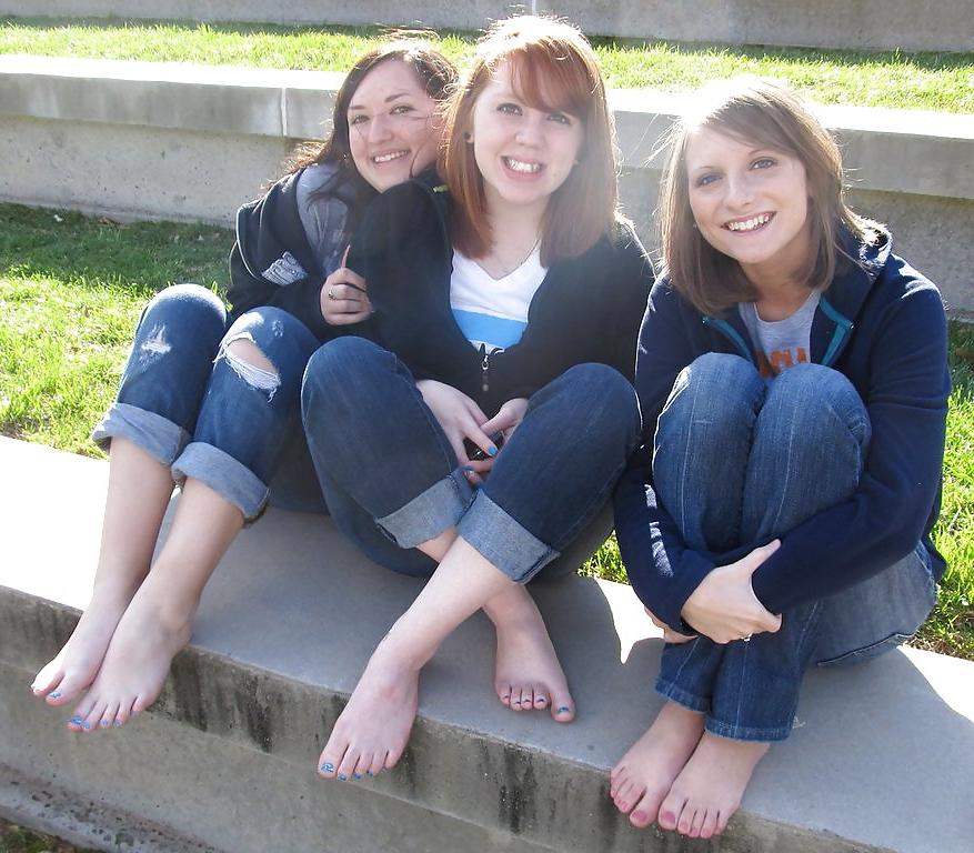 20P Teens and feet