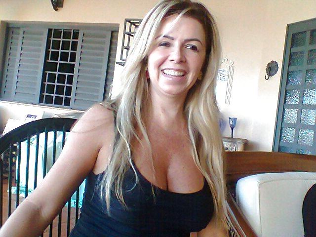 20P Hot real milf
