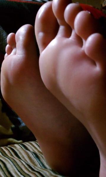 12P Teen Feet 15