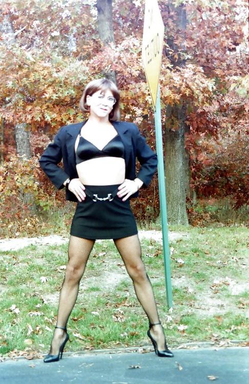 25P Flashing stockings tops in public places