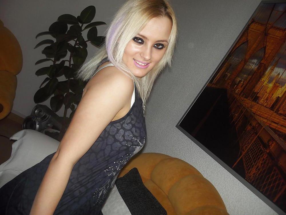 5P Hot Blonde Czech Girl