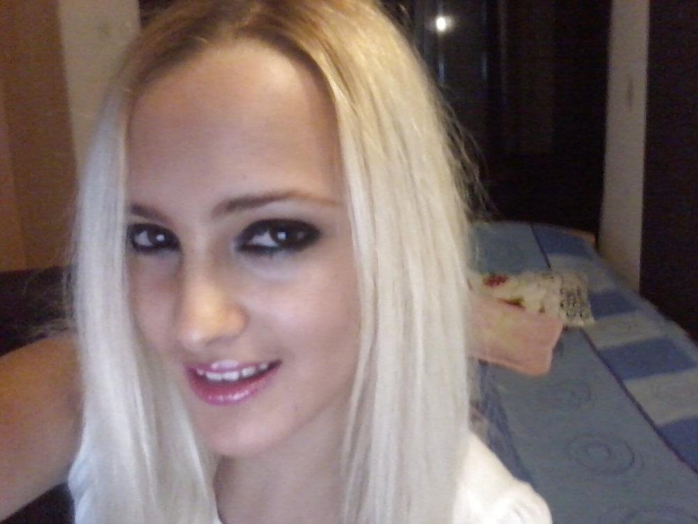 5P Hot Blonde Czech Girl