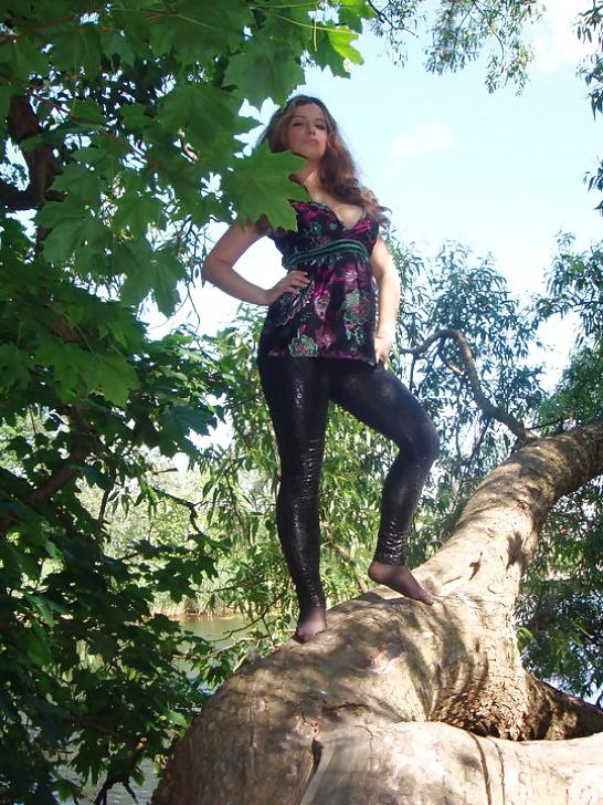 25P More feet and leggings