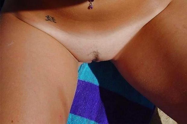 7P Sexy Bitch at the Beach
