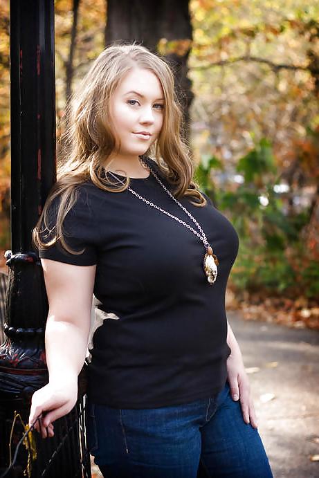 24P Chubby Godesses (16) - 04.02.12