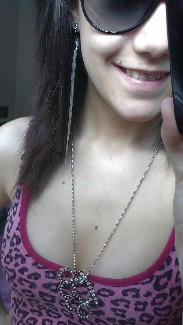 6P Sandra a 19 yo Bitch from Germany