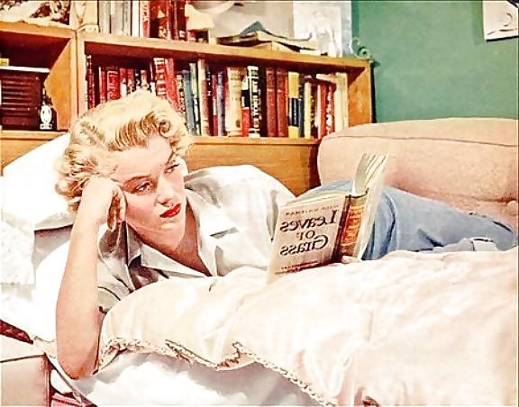 25P Beautiful Celebs 14 Marylin (Fakes and Real) by TROC