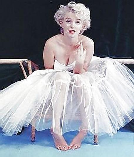 25P Beautiful Celebs 14 Marylin (Fakes and Real) by TROC