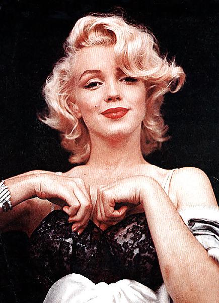 25P Beautiful Celebs 14 Marylin (Fakes and Real) by TROC