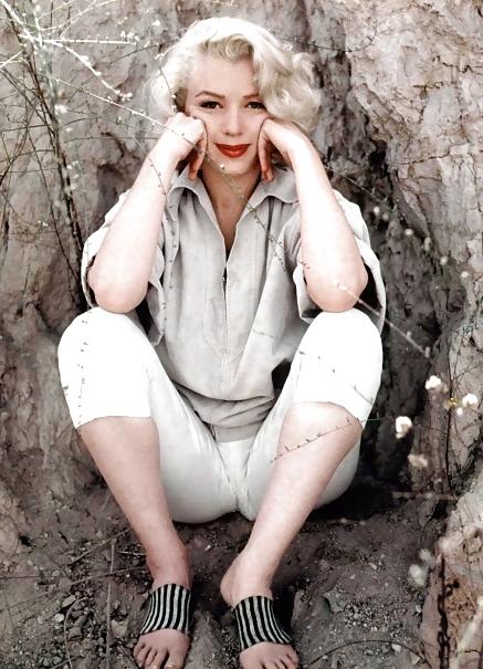 25P Beautiful Celebs 14 Marylin (Fakes and Real) by TROC