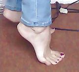 25P THE MOST INFAMOUS FEET JIZZ ARCHIVES