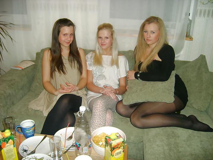 16P Pantyhose Feet Girls