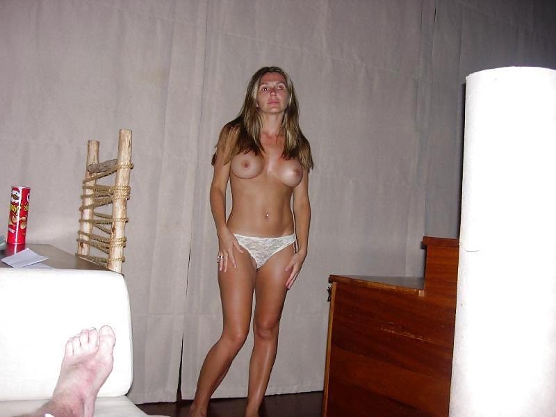 25P Cute topless MILF