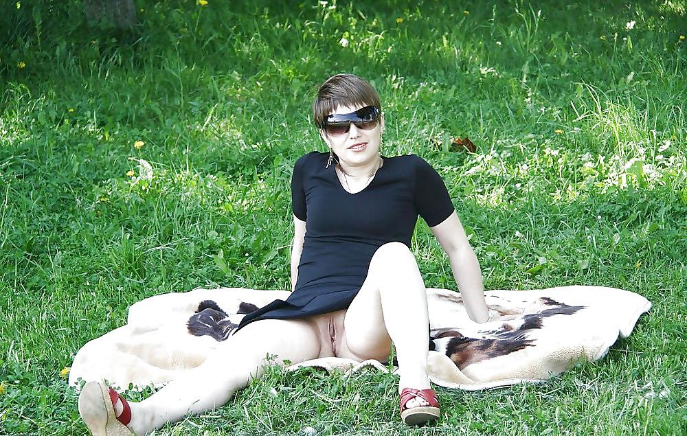 18P Weit und offen in Public -29-