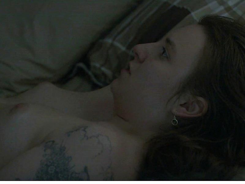 4P Lena Dunham topless