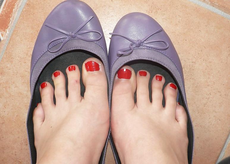 13P Ballerinas and Fuesse 2 (flat shoes and feet)